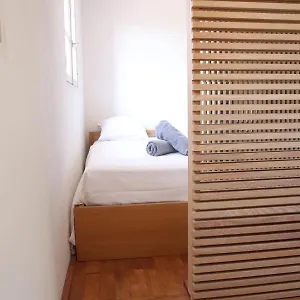  Appartement T2 Dans Une Au Coeur Du Brusc